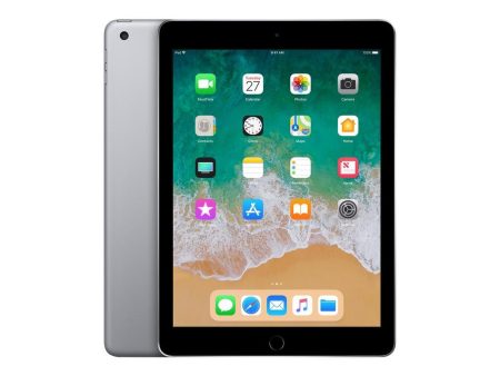 iPad 9.7 (2018) 6e génération 32 Go - WiFi - Gris Sidéral For Sale